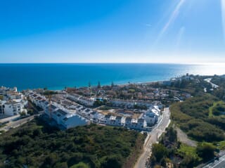 Property by the sea in Spain on the Costa del Sol - Manilva