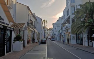 Puerto Banus - shops