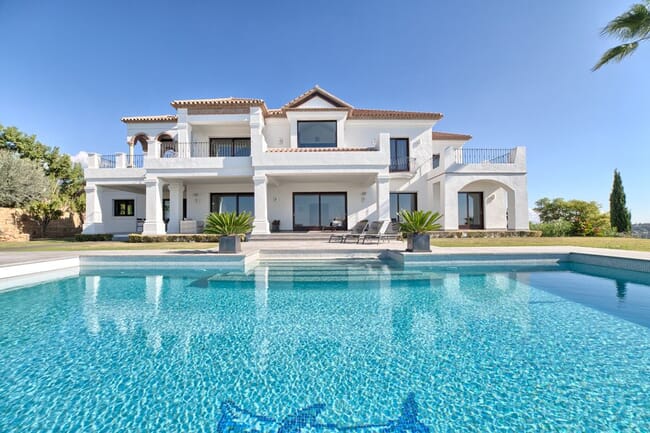 Top quality house in Los Flamingos, Costa del Sol, Spain