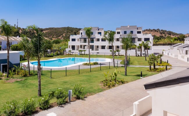 Nowe mieszkania po stronie plaży, Manilva, Costa del Sol, Hiszpania