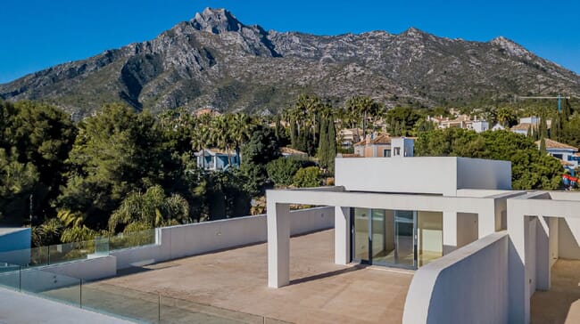 Espectacular ático de diseño moderno en Reserva de Sierra Blanca, Marbella, Costa del Sol, España