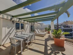 Beautiful penthouse with amazing sea views in frontline beach urbanization Mi Capricho, Calahonda, Costa del Sol, Spain