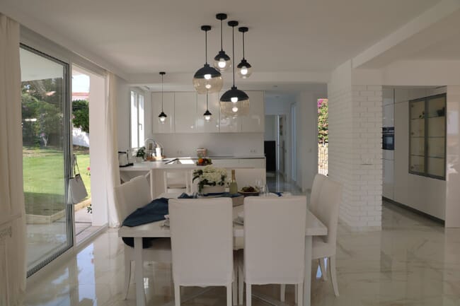 Hermosa casa completamente renovada ubicada en la soleada San Diego, Cádiz
