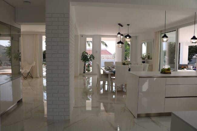 Hermosa casa completamente renovada ubicada en la soleada San Diego, Cádiz