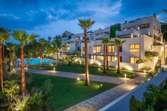 Luxury penthouse in privileged location, Golden Mile, Marbella