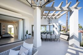 Luxurious villa with breathtaking view in La Quinta