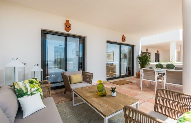 Modernos apartamentos en la zona de La Resina Golf, Estepona, Costa del Sol, España