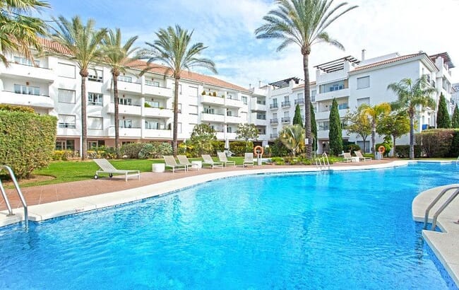 Fantastico apartamento ubicado en Nueva Andalucia, Marbella, Costa del Sol, España