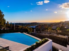 Luxurious villa in a magnificent location, Nueva Andalucía
