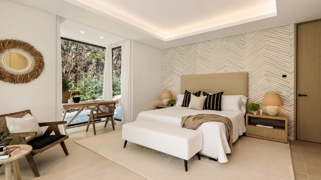 Stylish villa in unique location, El Paraíso, Estepona