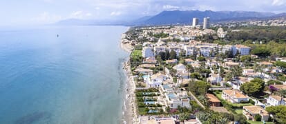 Fabulosas villas con vistas en primera linea de la playa, Marbella Este