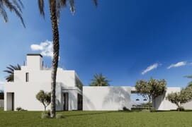 Magnificent villa in gated community, Cascada de Camojan