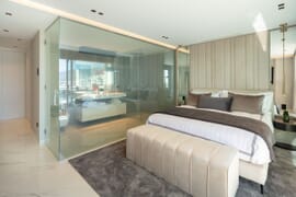 Luksusowy apartament z 3 sypialniami w Puerto Banus, Marbella, Costa del Sol, Hiszpania