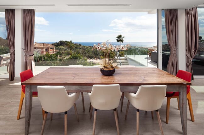 Villa elegante y moderna en La Montua, Marbella