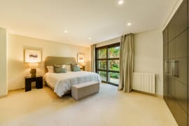 Ekskluzywna willa typu bungalow w La Cerquilla, Nueva Andalucia