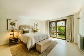Ekskluzywna willa typu bungalow w La Cerquilla, Nueva Andalucia