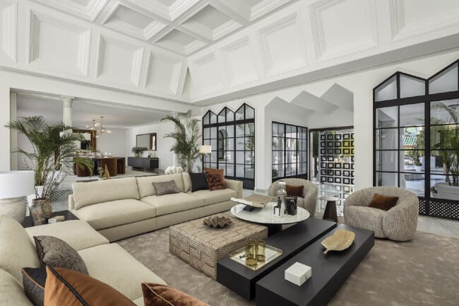 Elegancka willa w stylu andaluzyjskiego pałacu, Marbella