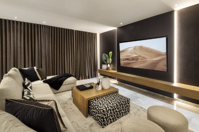 Elegancka willa w stylu andaluzyjskiego pałacu, Marbella