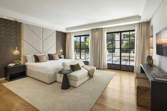 Elegancka willa w stylu andaluzyjskiego pałacu, Marbella