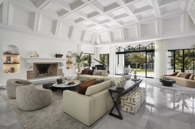 Elegancka willa w stylu andaluzyjskiego pałacu, Marbella