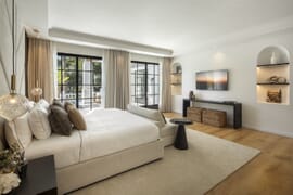 Elegancka willa w stylu andaluzyjskiego pałacu, Marbella