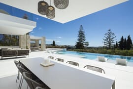 Villa de alta gama recién terminada en La Quinta, Benahavís