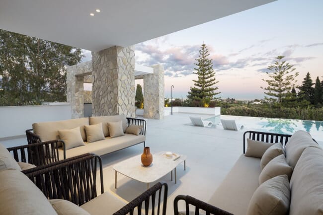 Villa de alta gama recién terminada en La Quinta, Benahavís