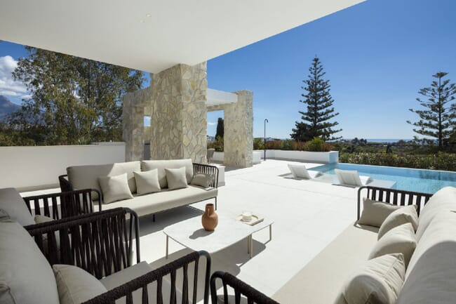 Villa de alta gama recién terminada en La Quinta, Benahavís