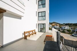 Moderno apartamento con 3 dormitorio en la prestigiosa zona de El Higuerón West, Fuengirola, Costa del Sol
