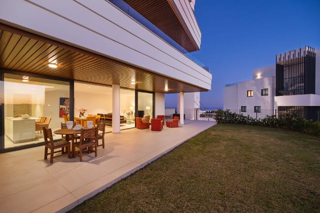 Moderno apartamento con 3 dormitorio en la prestigiosa zona de El Higuerón West, Fuengirola, Costa del Sol