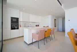 Moderno apartamento con 3 dormitorio en la prestigiosa zona de El Higuerón West, Fuengirola, Costa del Sol