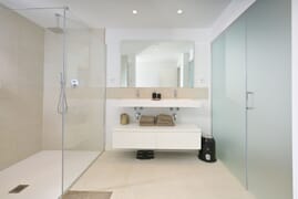 Moderno apartamento con 3 dormitorio en la prestigiosa zona de El Higuerón West, Fuengirola, Costa del Sol
