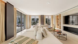 Outstanding frontline golf villa in Nueva Andalucía, Marbella